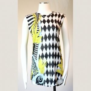Sleeveless Balmain knit linen top in a B&W harlequin print